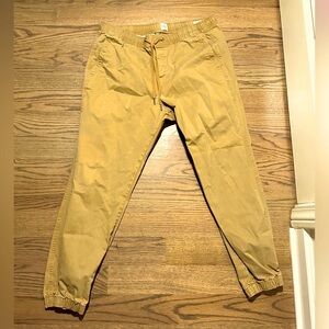 Gap men’s joggers, size L